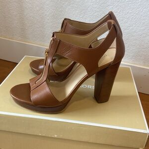 MICHAEL KORS - Berkley Sandal